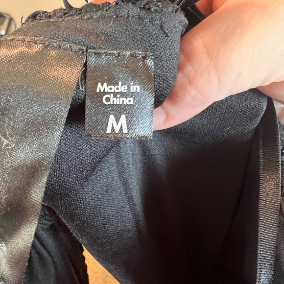 Dress - Picture 10 of 10